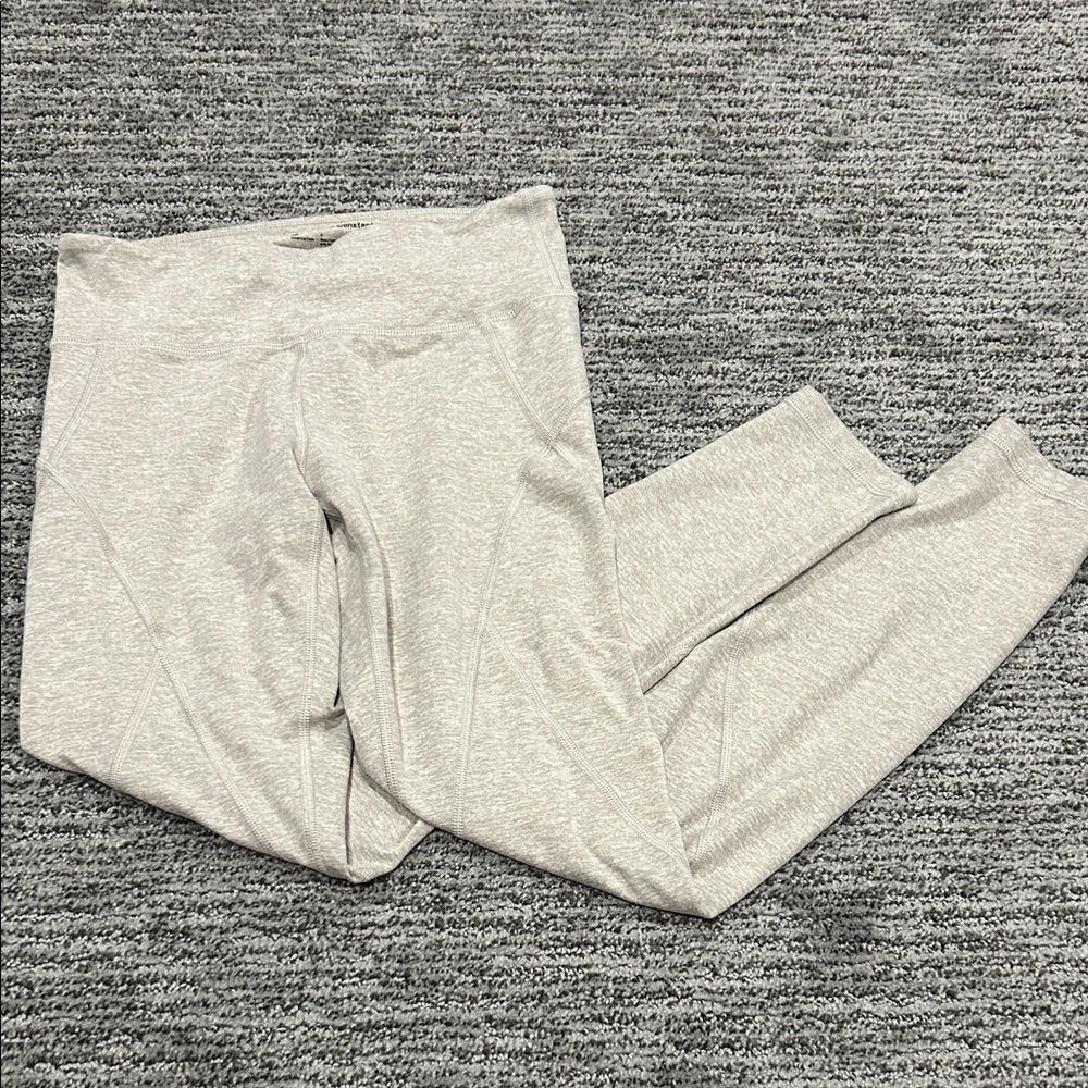 Light Wheat (Tannish colour) Leggings Aritzia The Constant